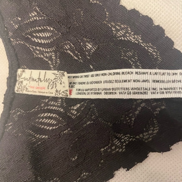 NWOT Free People Intimately Galloon Lace
Bralette sz S Black, Lined, Feminine, - Picture 5 of 8